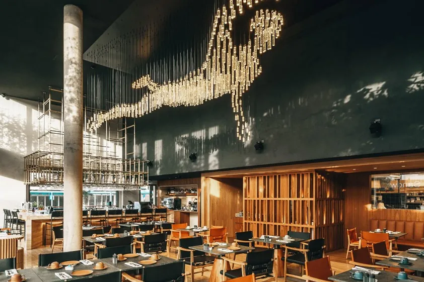 Geppetto chandelier and dining area